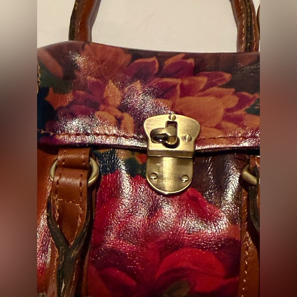 Patricia Nash Mini Vienna Floral Charm Keychain - Multi Print NWT - Picture 8 of 15